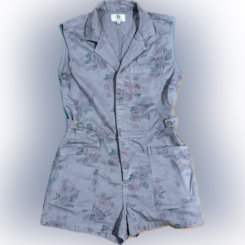 Lucky Brand jumpsuit shorts. Light purple with Roses print.